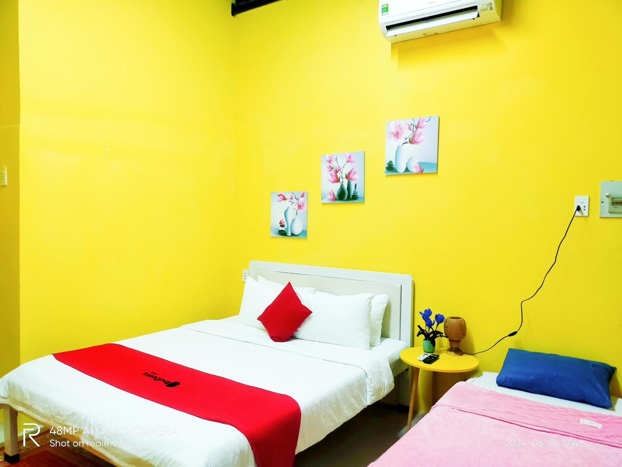 Shusimi House & Boutique Near Tan Son Nhat Airport Хошимин Экстерьер фото