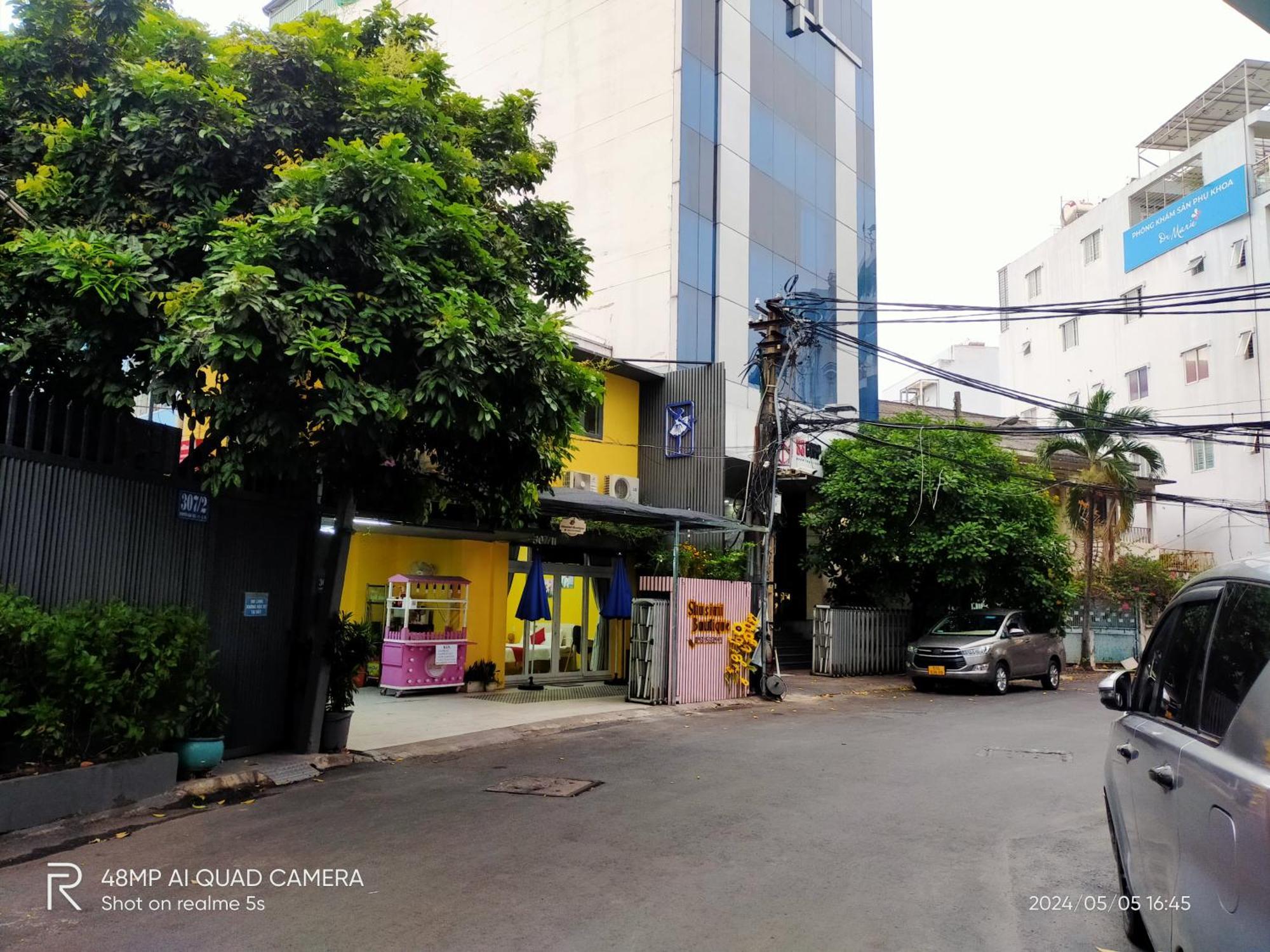 Shusimi House & Boutique Near Tan Son Nhat Airport Хошимин Экстерьер фото