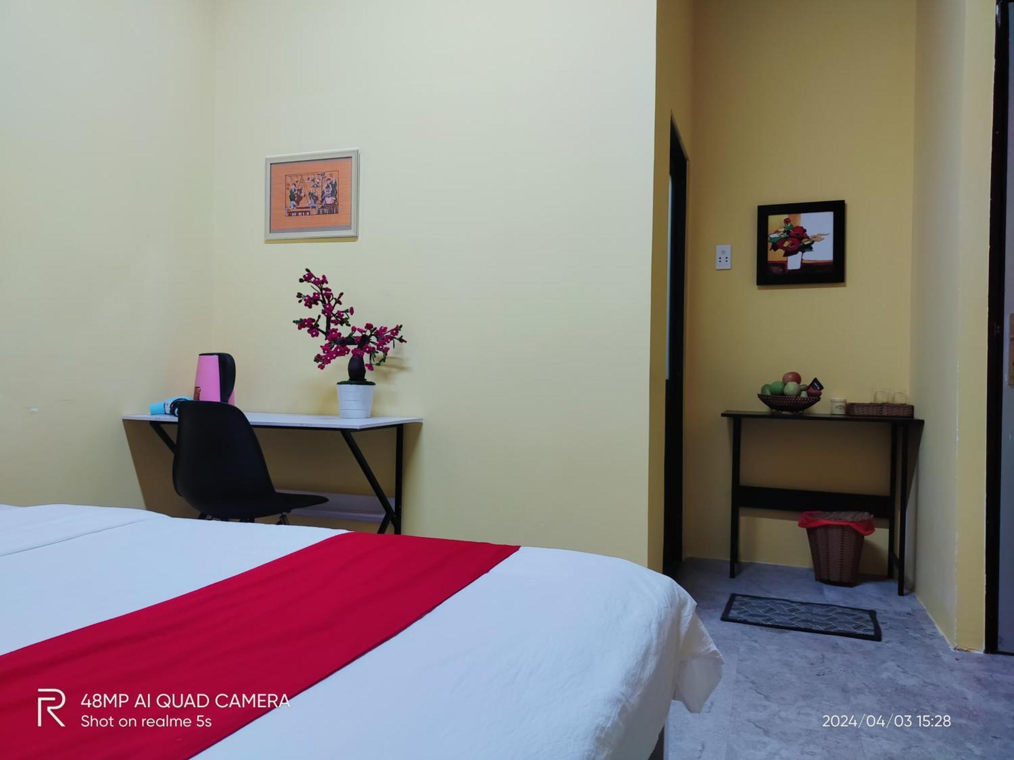 Shusimi House & Boutique Near Tan Son Nhat Airport Хошимин Экстерьер фото