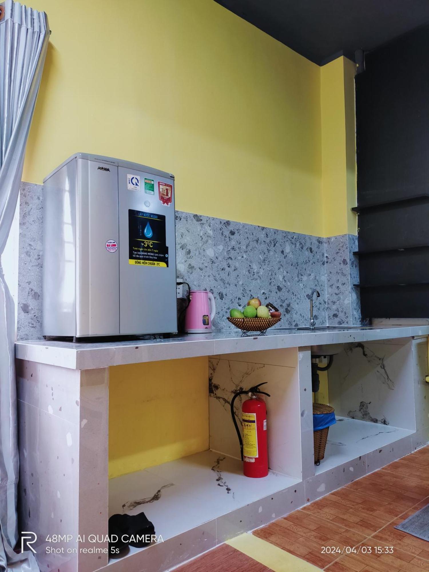 Shusimi House & Boutique Near Tan Son Nhat Airport Хошимин Экстерьер фото