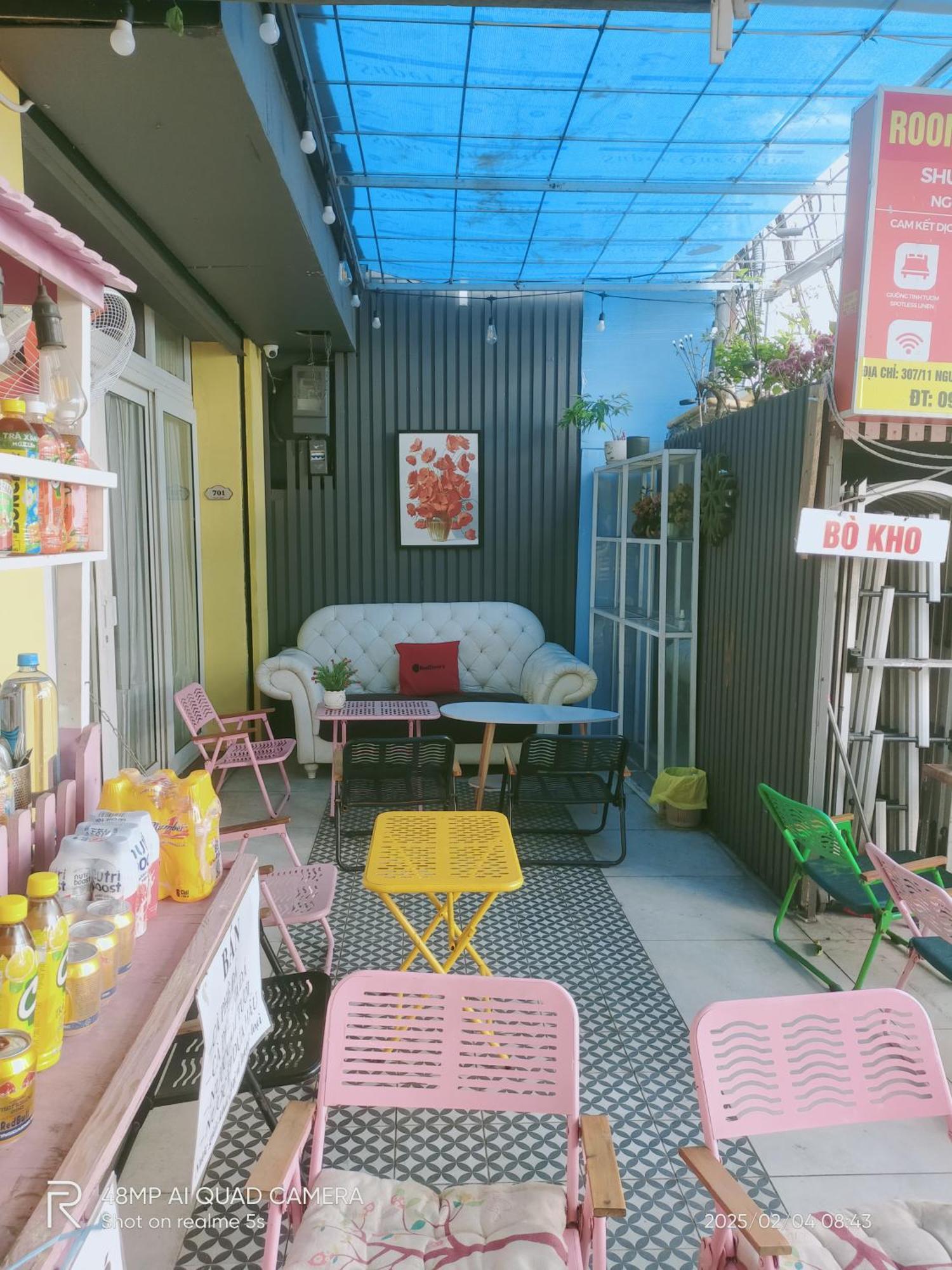 Shusimi House & Boutique Near Tan Son Nhat Airport Хошимин Экстерьер фото