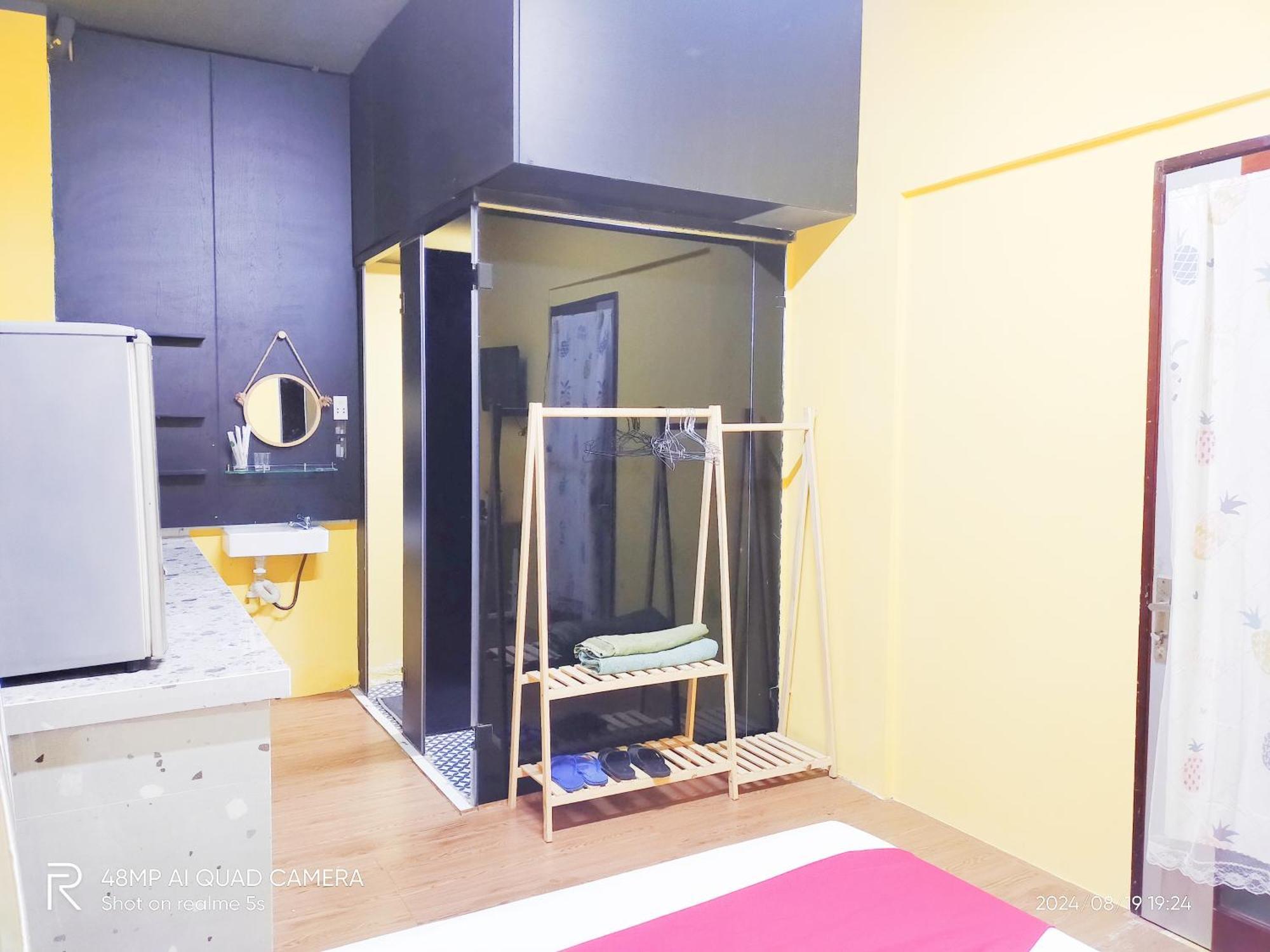 Shusimi House & Boutique Near Tan Son Nhat Airport Хошимин Экстерьер фото